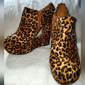 Hot Tomato Cheetah Booties